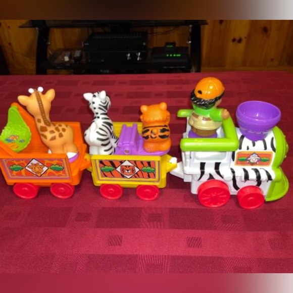 Fisher Price Little People 3-pc. Safari Train - Picture 7 of 16